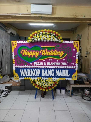 Papan Bunga di Kebanggan Moga